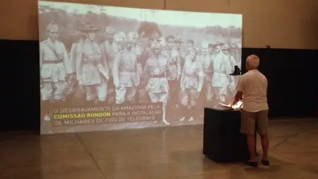 Projeção interativa sobre a Comissão Rondon